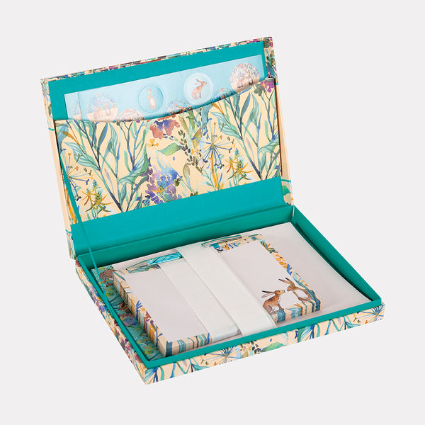 The Gifted Stationery Co 'Kissing Hares' Writing Set